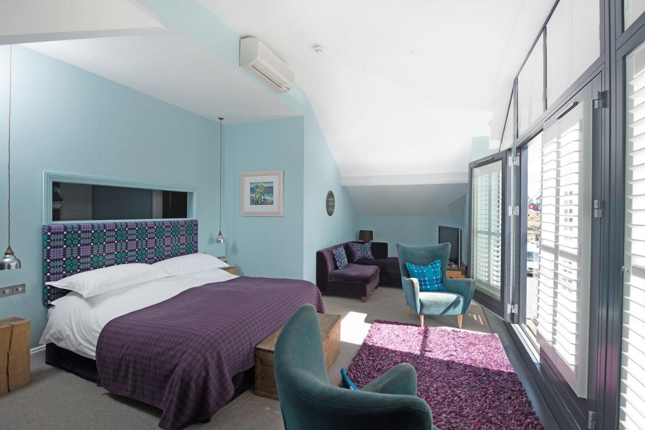 Harbourmaster Hotel Аберайрон Экстерьер фото